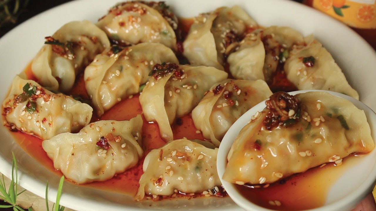 Best Chicken Dumplings with Instant Chilli Oil 😍 Recipe By Chef Hafsa