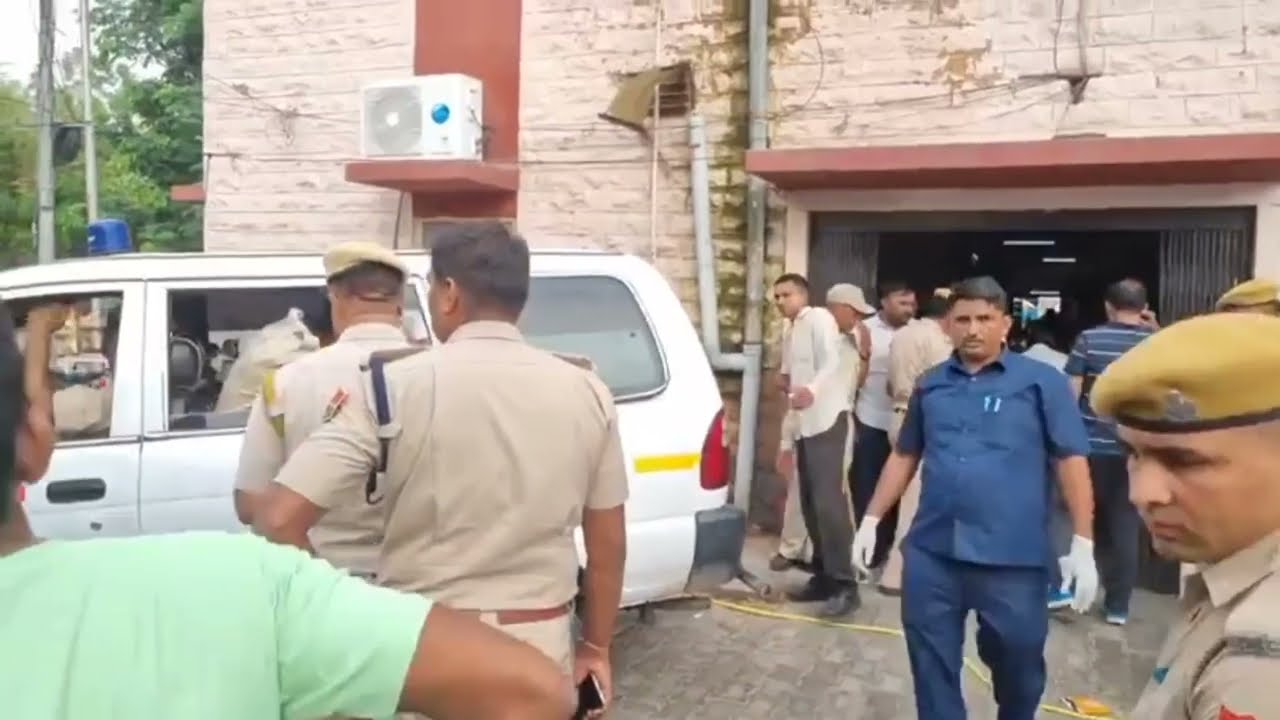 बाड़मेर में तस्करों और पुलिस ने मुठभेड़, कौशलाराम अस्पताल ने भर्ती तो तस्कर ओमप्रकाश रेफर..!