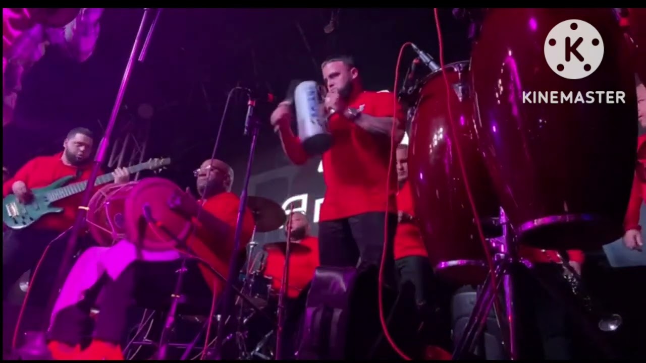 Grupo Mania, (La mania, Lluvia para un día seco) En Charlotte Peye bass!!!