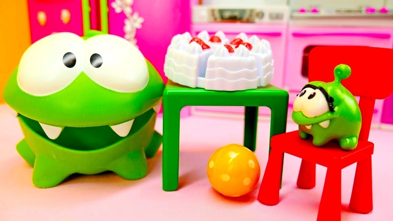 Toy Video for Kids: Om Nom Toys Pretend Play Games