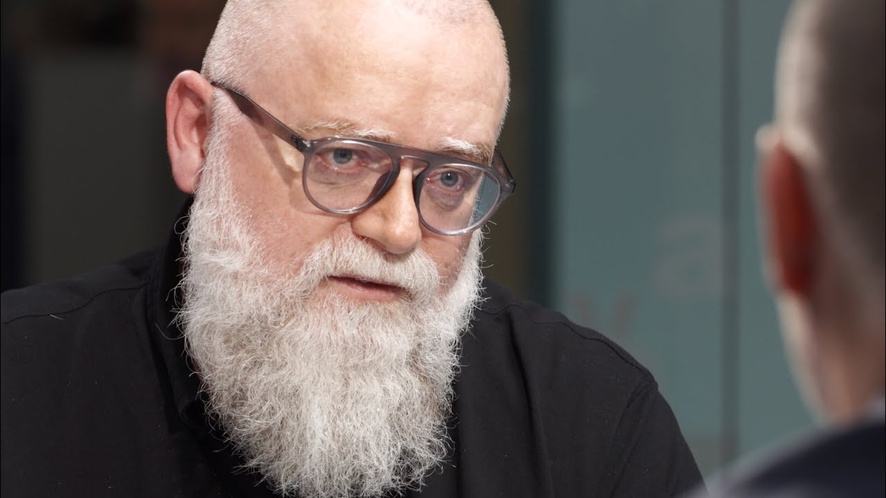 Expert Pepa: Elektromobilita kope obrovský sociální příkop. Tesla by bez dotací nebyla tam, kde je