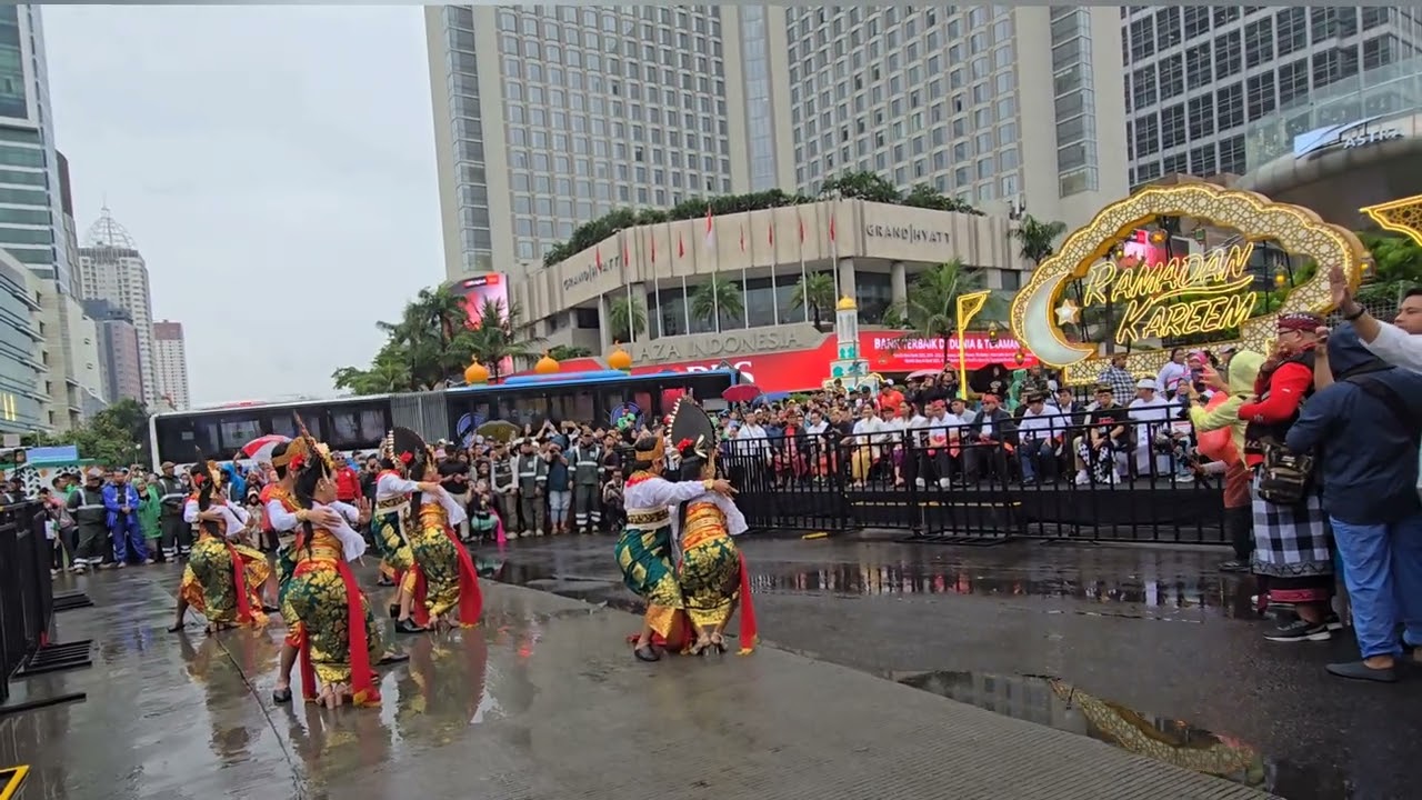 Tari Jangger....Pawai Ogoh Ogoh