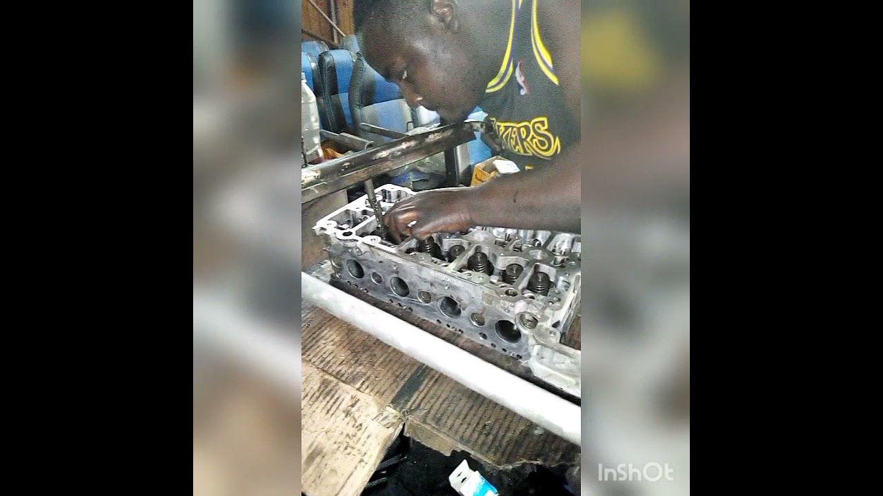 Fitting Valve Stem seals and assembling of a Mercedes Benz 271 cylinder