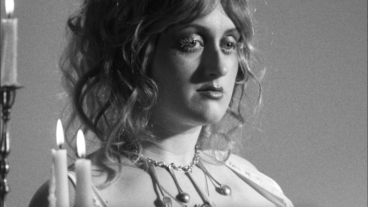 Brittany Broski &ndash; Stained (Official Visualizer)
