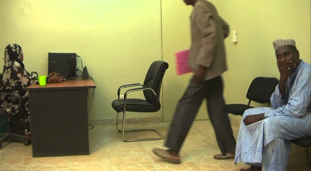 18 RECEPTIONNISTE II