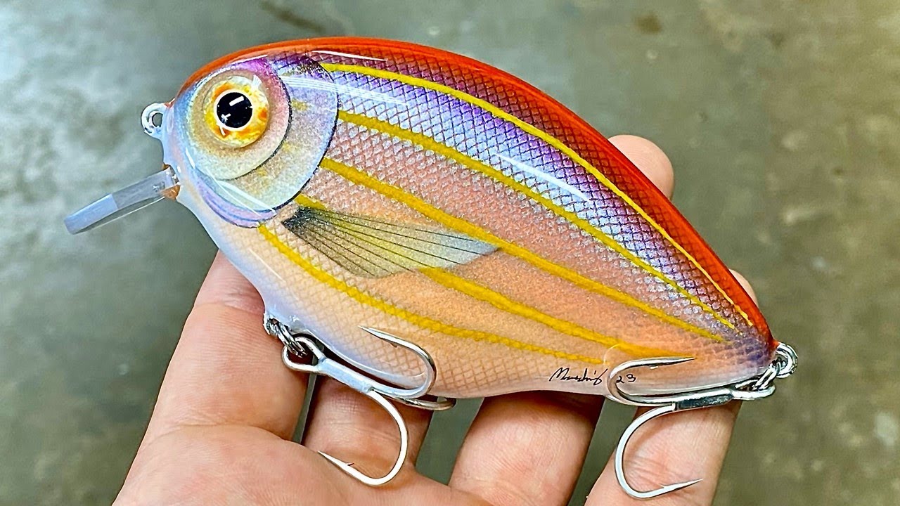 Painting a Threadfin Bream CrankBait