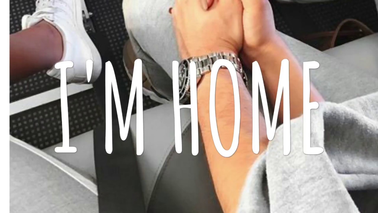 I'M HOME (KISSES + GIGGLES) | ASMR GIRLFRIEND/WIFE ROLEPLAY