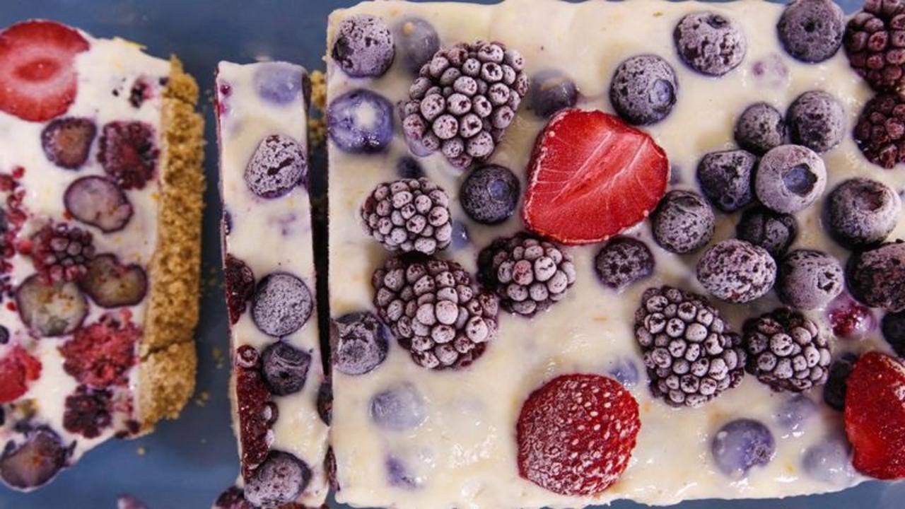 No-Bake Summer Berry Cheesecake