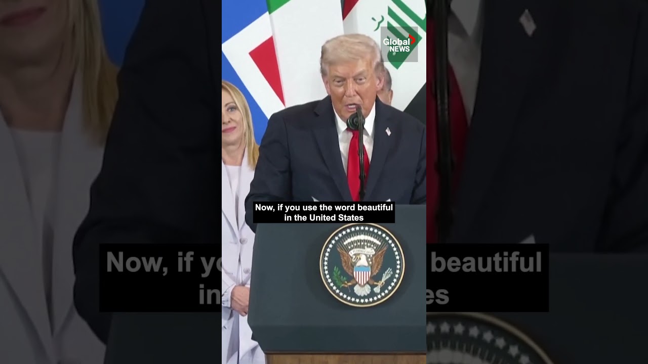 На саммите в Газе в Египте Трамп назвал итальянку Мелони &laquo;красивой молодой женщиной&raquo;.