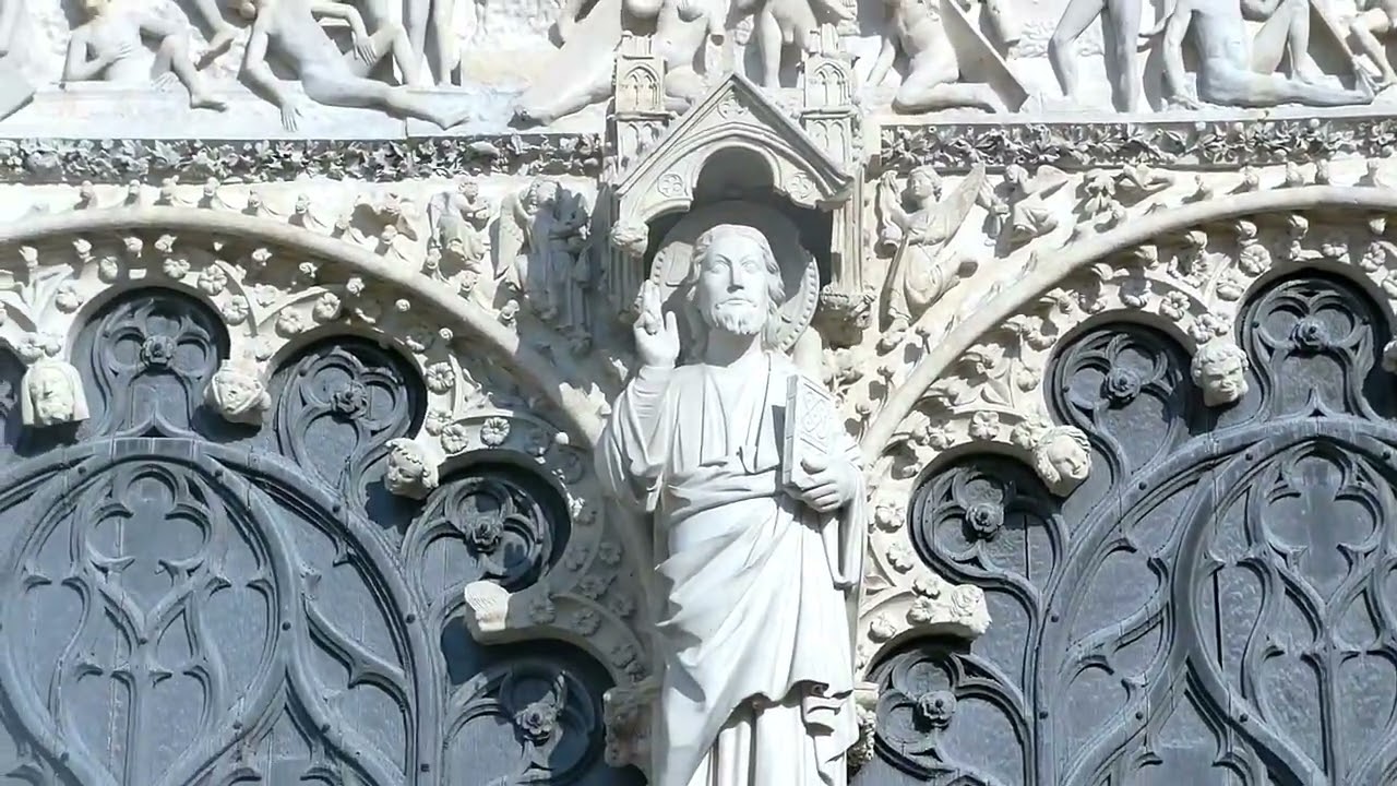 Princesse PAM et les 5 portails de Bourges