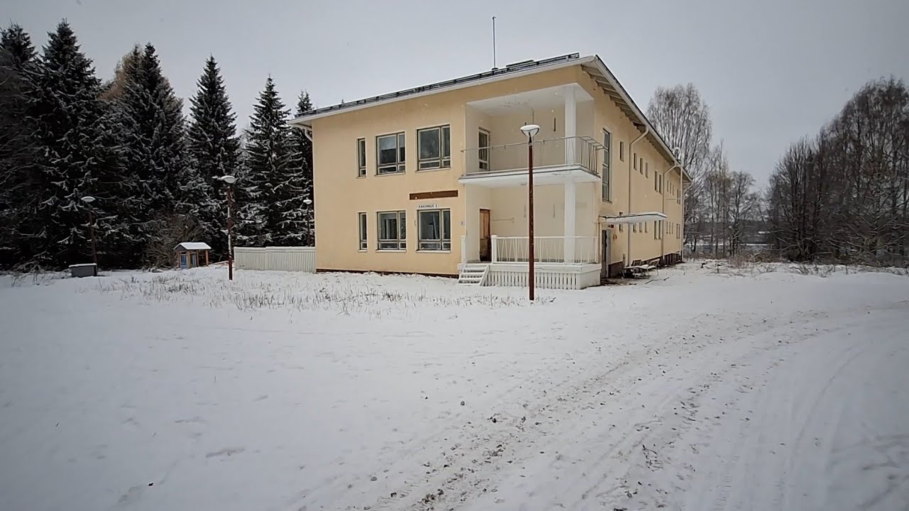 Urbex Rautiosaaren ent. vanhainkodin rakennuksia. Päiväkoti..😃..