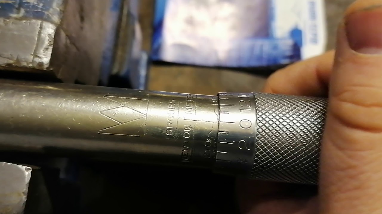 Cum folosim cheia dinamometrica.