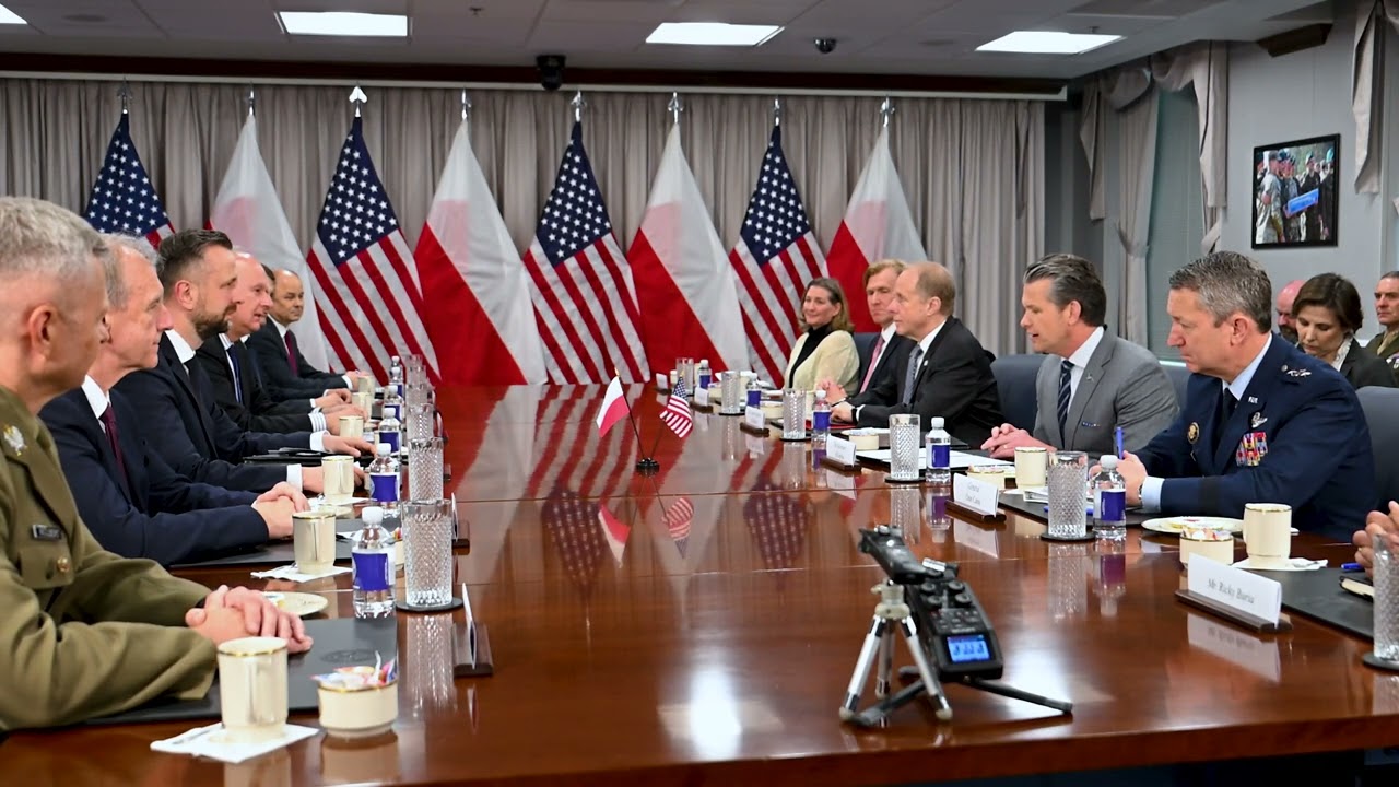 SECDEF Hegseth hosts Polish Deputy Prime Minister and Minister of Defense