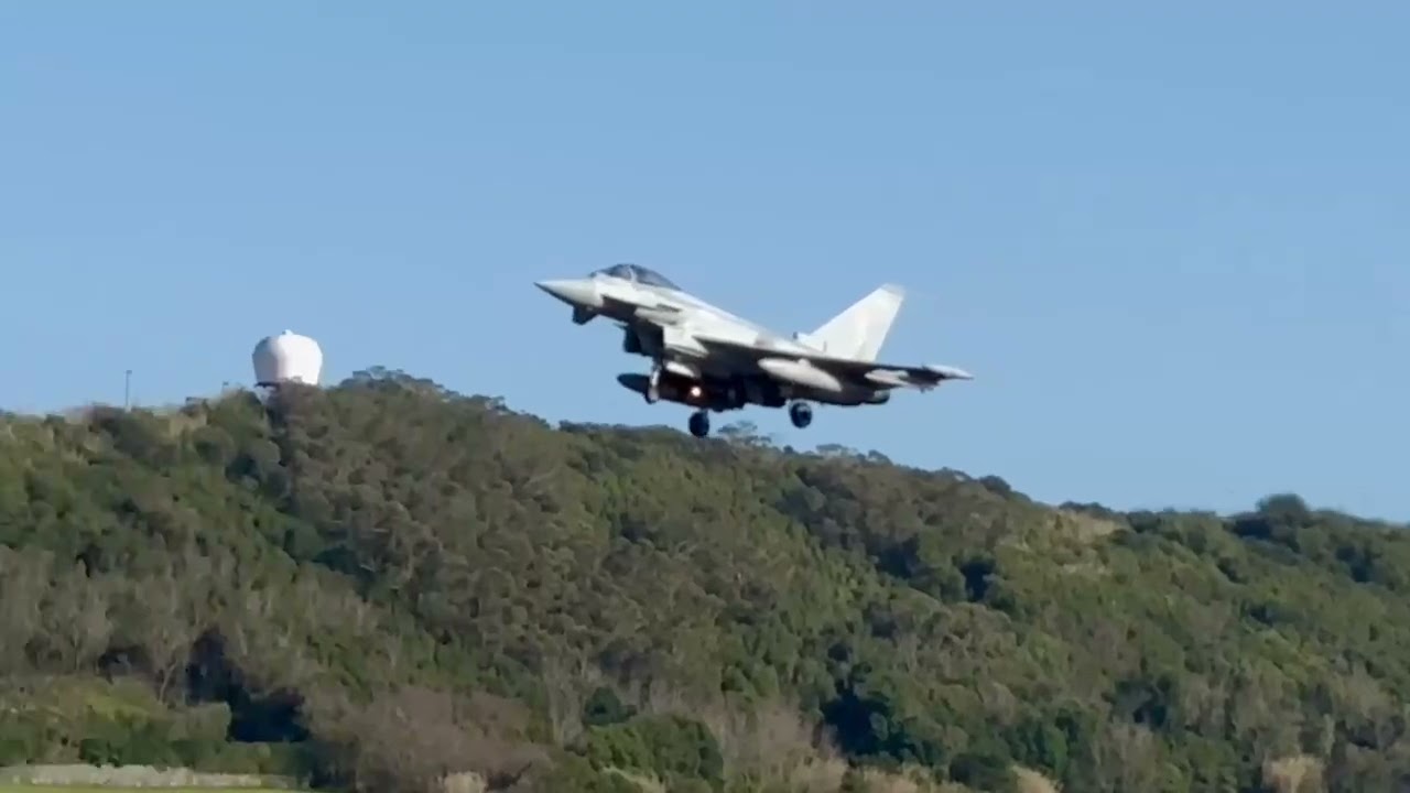12 🇬🇧 RAF Typhoons plus 2 Airbus KC Voyager tankers land today at Lages Azores.