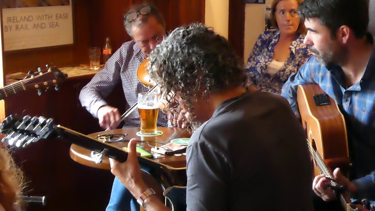 Beedy's bar, Dungloe, Co. Donegal - session of July 31st 2019