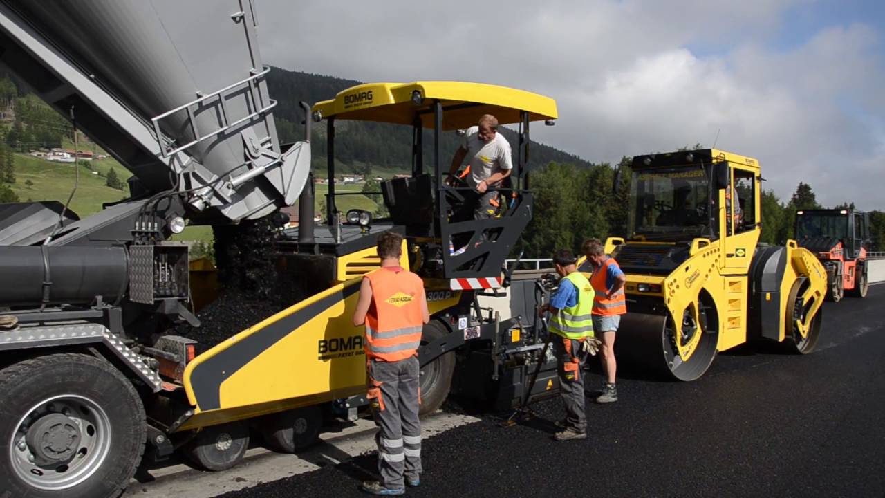 BOMAG BF300P