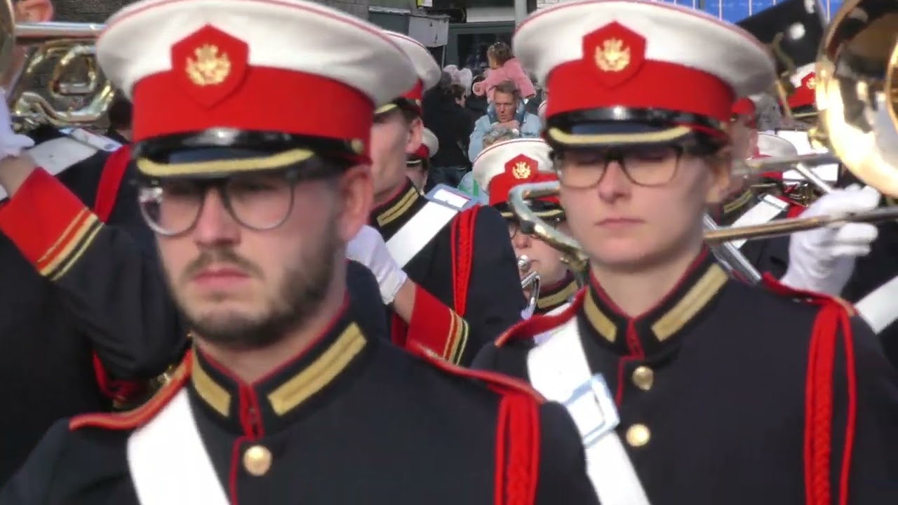 STREET PARADE op het 10e MUZIEK FESTIVAL DELFZIJL 2022