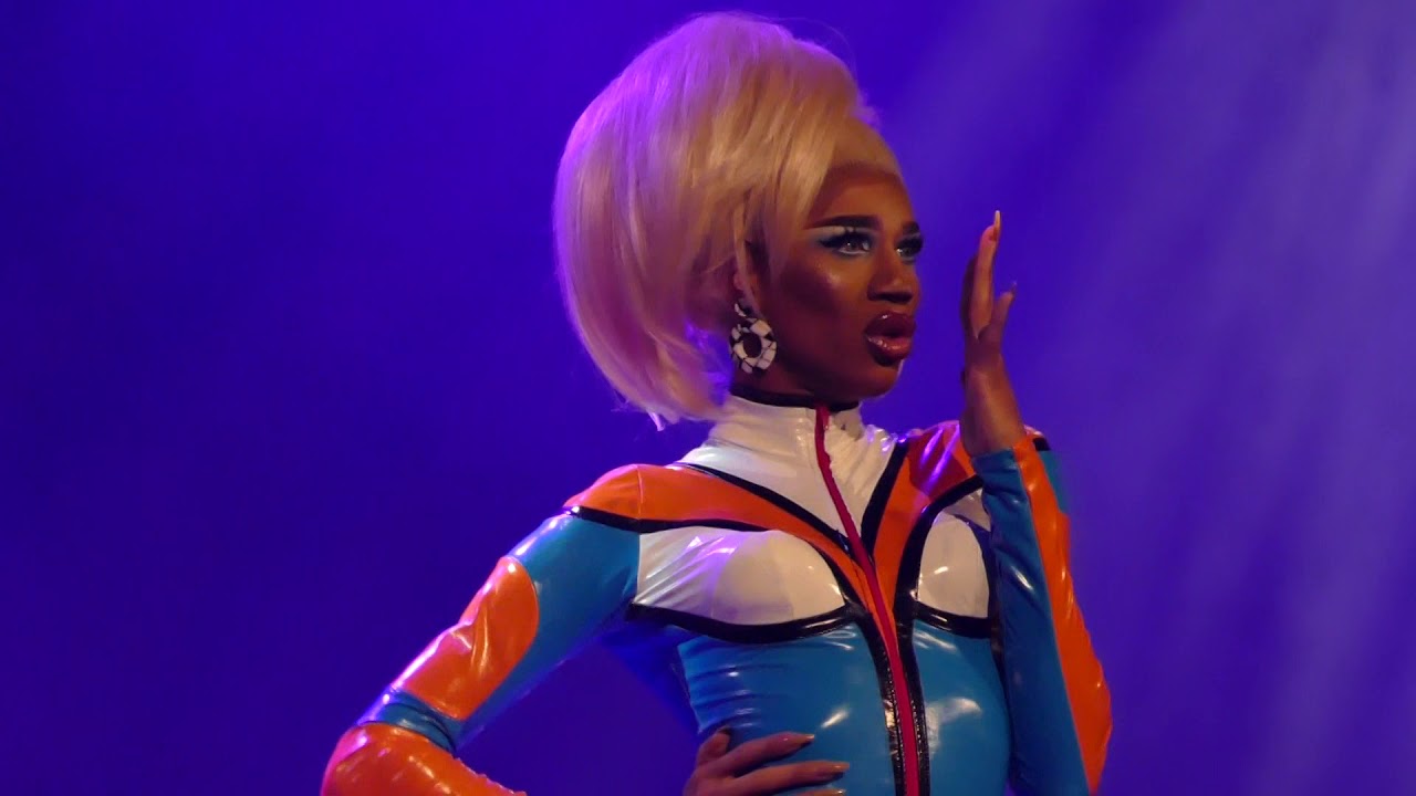 Naomi Smalls (RuPaul's Drag Race Season 8) - Charli XCX Medley - Windsor, Ontario - 6/14/2019
