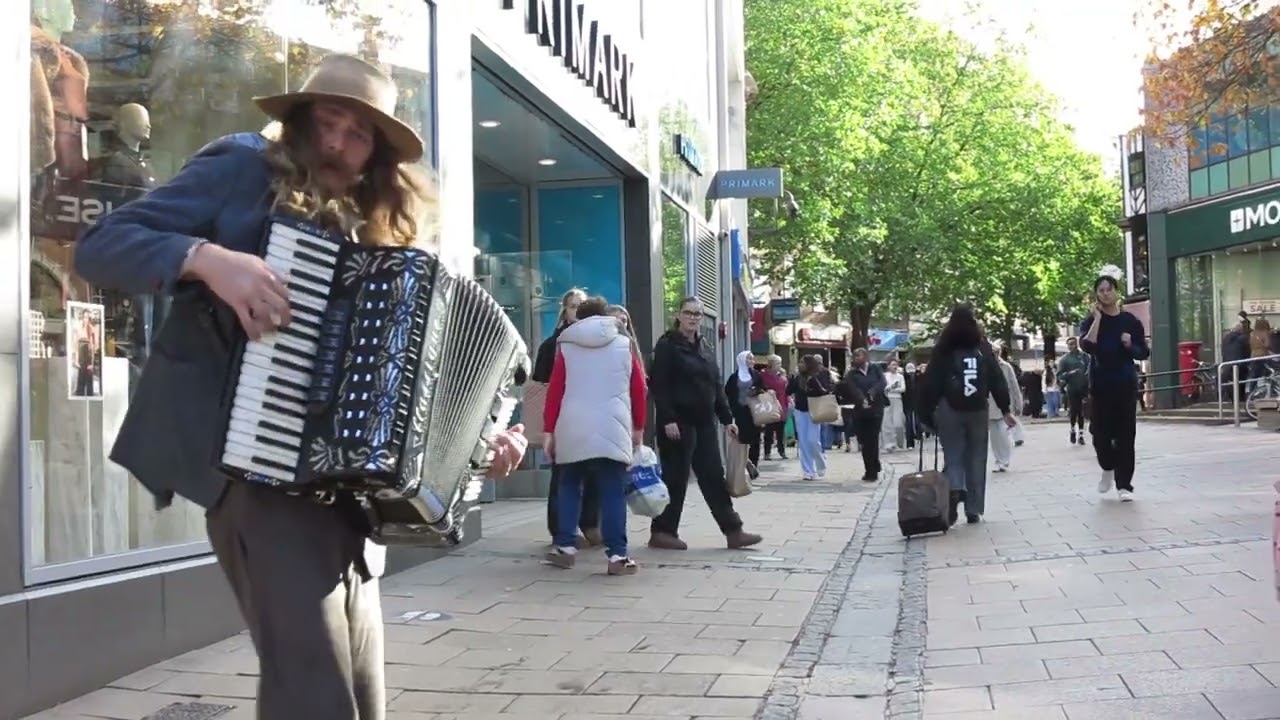 Accordionist Shows His Amazing Skills On The Streets Of Norwich Part Two