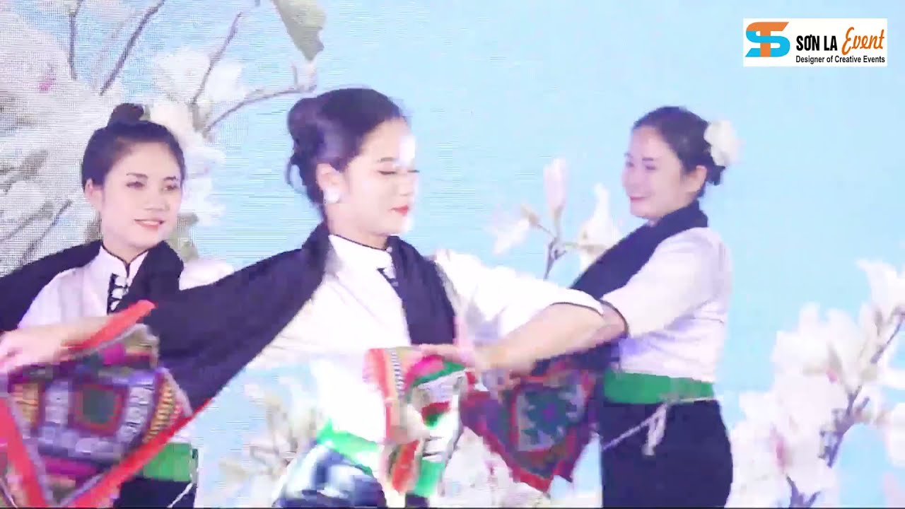Múa: BÊN SÀN HOA - Nhóm Hoa Ban - ST Sơn La Event - Kgmnc