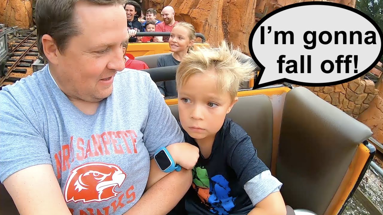 LITTLE KIDS HILARIOUS REACTION on ROLLER COASTER at Disney World!