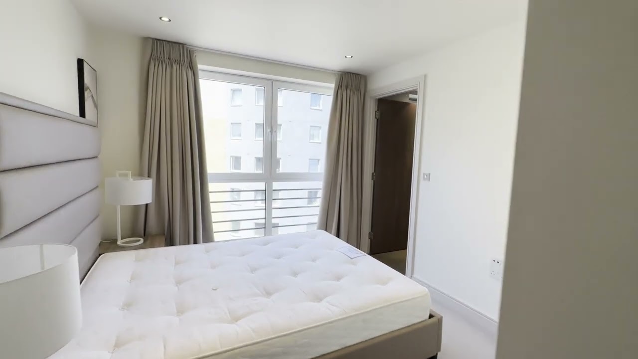 2 bedrooms flat to rent in Townmead Road, Fulham, SW6 | Benham & Reeves