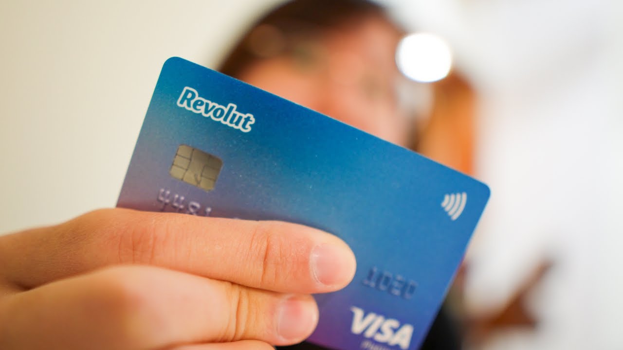 Revolut Travel Card Review 2023 | the ultimate winner with best rates? 🤔