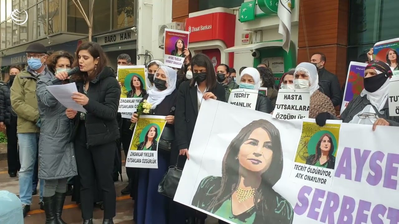 İzmir'de kadın avukatlardan barolara Aysel Tuğluk çağrısı: Yaşam hakkına sahip çıkın!