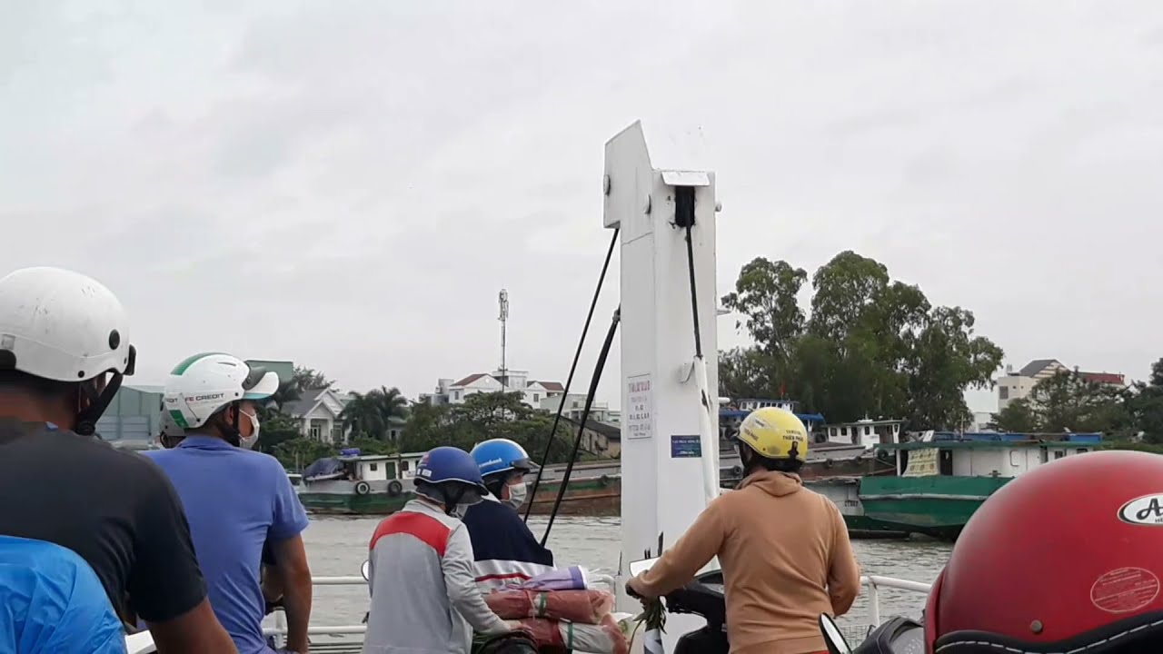 Phà Cô Bắc Trên Dòng Sông Hậu // Cần Thơ //