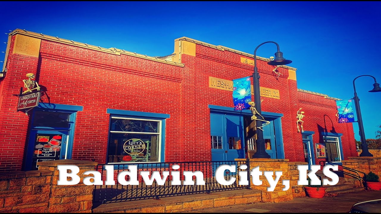 Baldwin City, KS: Wandering Walks of Wonder Slow TV Walking Tour 4K
