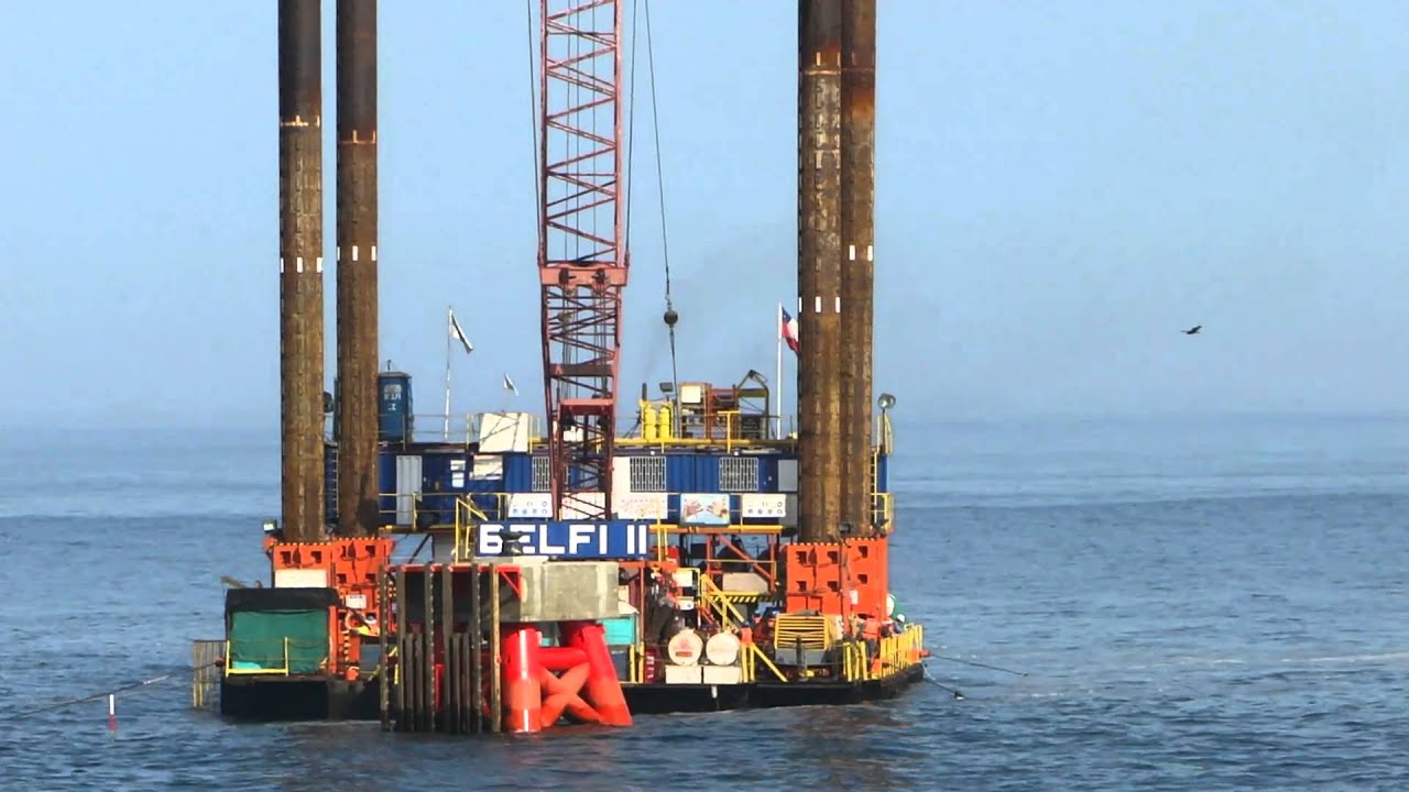 Plataforma Jack Up BELFI 2 Muelle Michilla Minera Esperanza