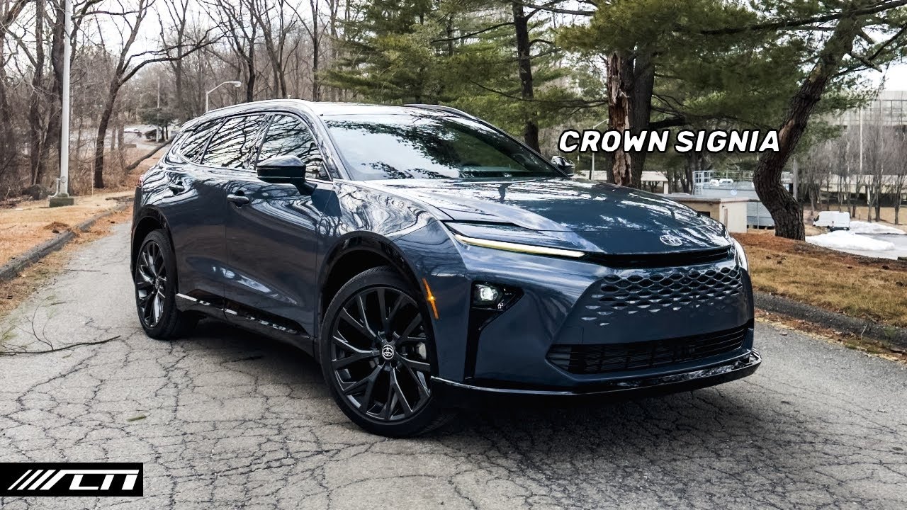 2025 Toyota Crown Signia Limited FULL Review /// Wagon or SUV?
