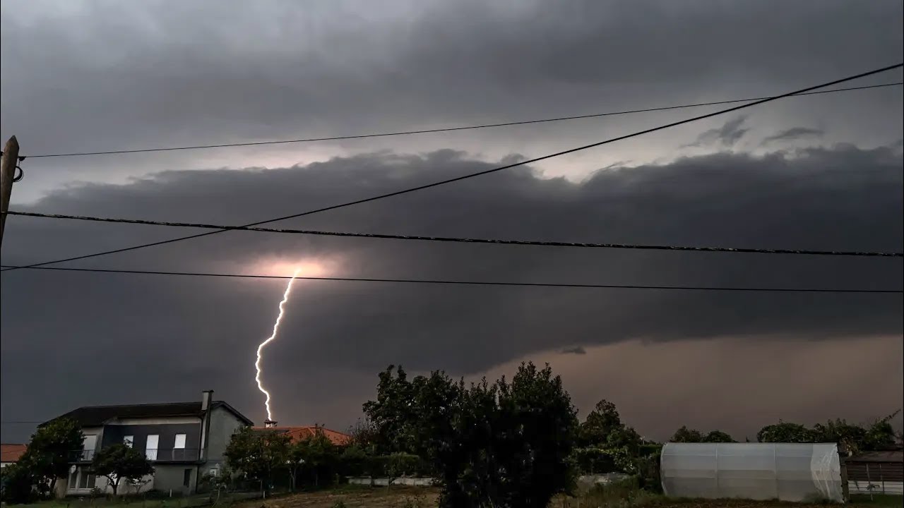 Severe Lightning Storm at Braga, Portugal (13/10/2023)