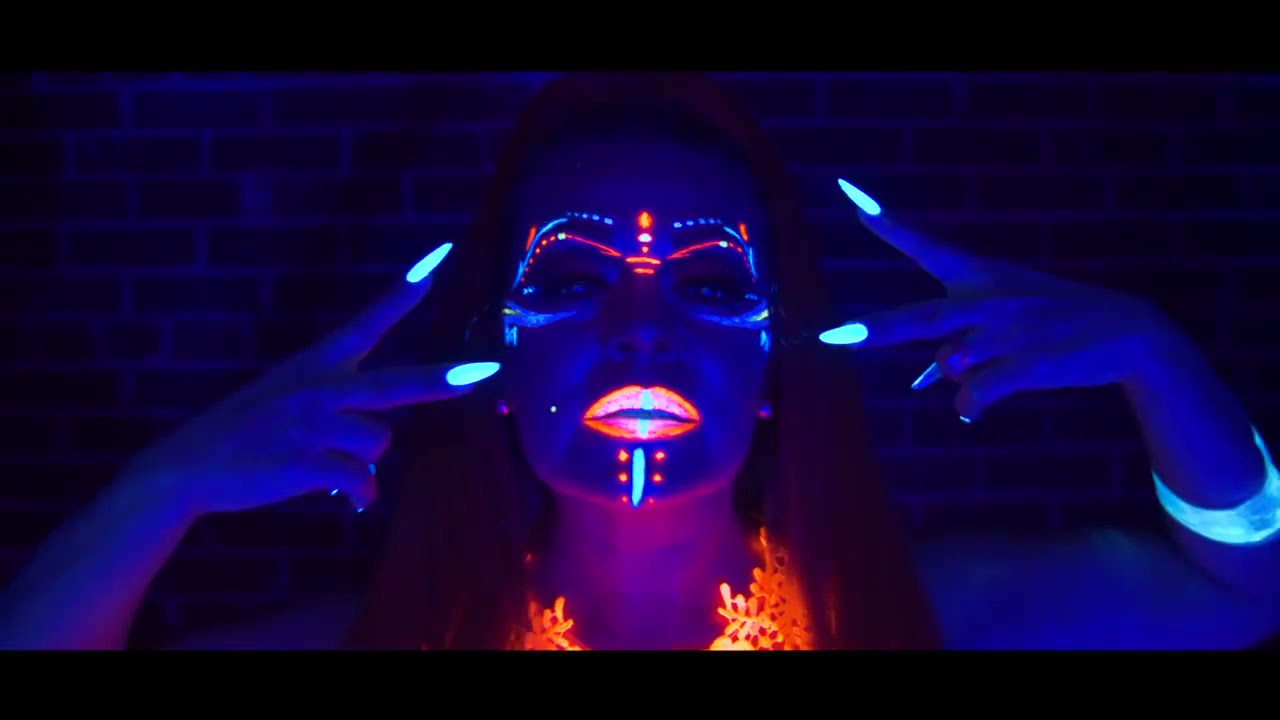 STEFANI MONTIEL - Cumbia Fantasia
