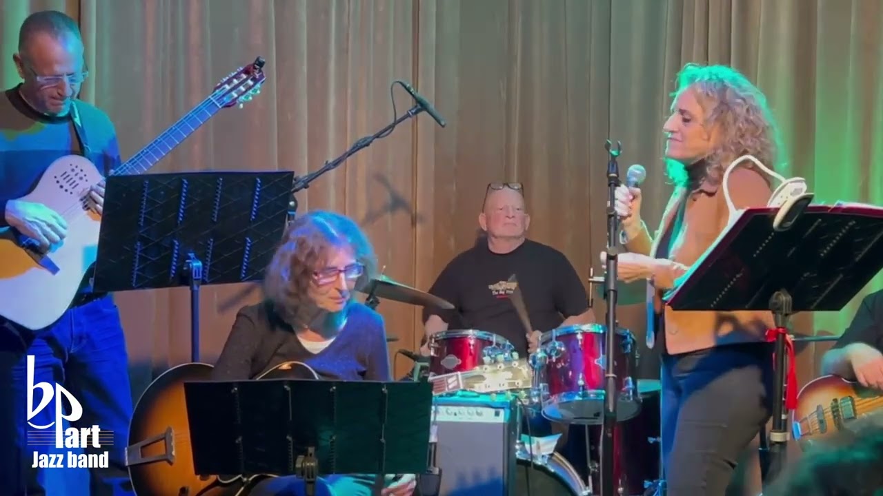 B-PART JAZZ BAND At 
