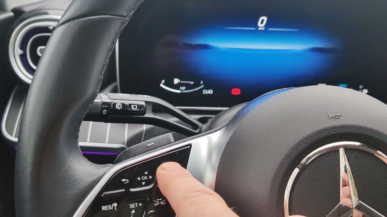 Mercedes C-klasse W206  Как войти в серсисное меню.