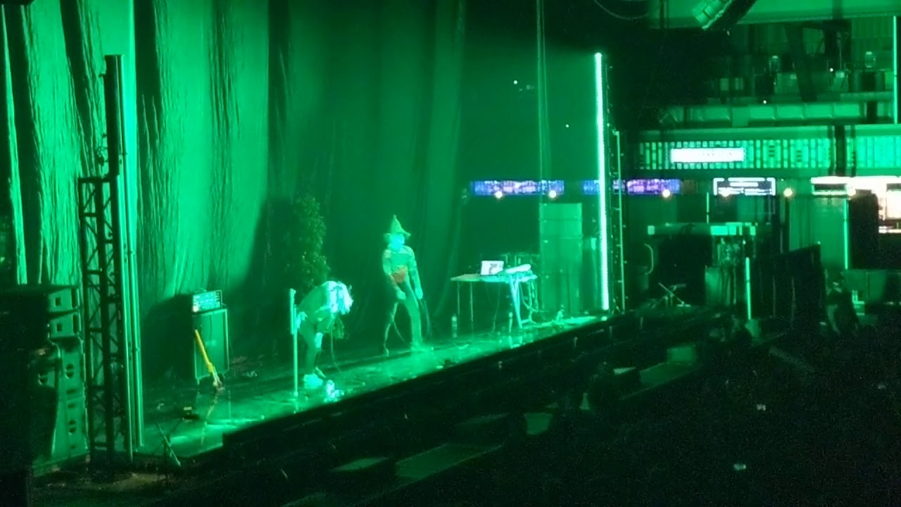 100 gecs - 745 sticky / live at the armory
