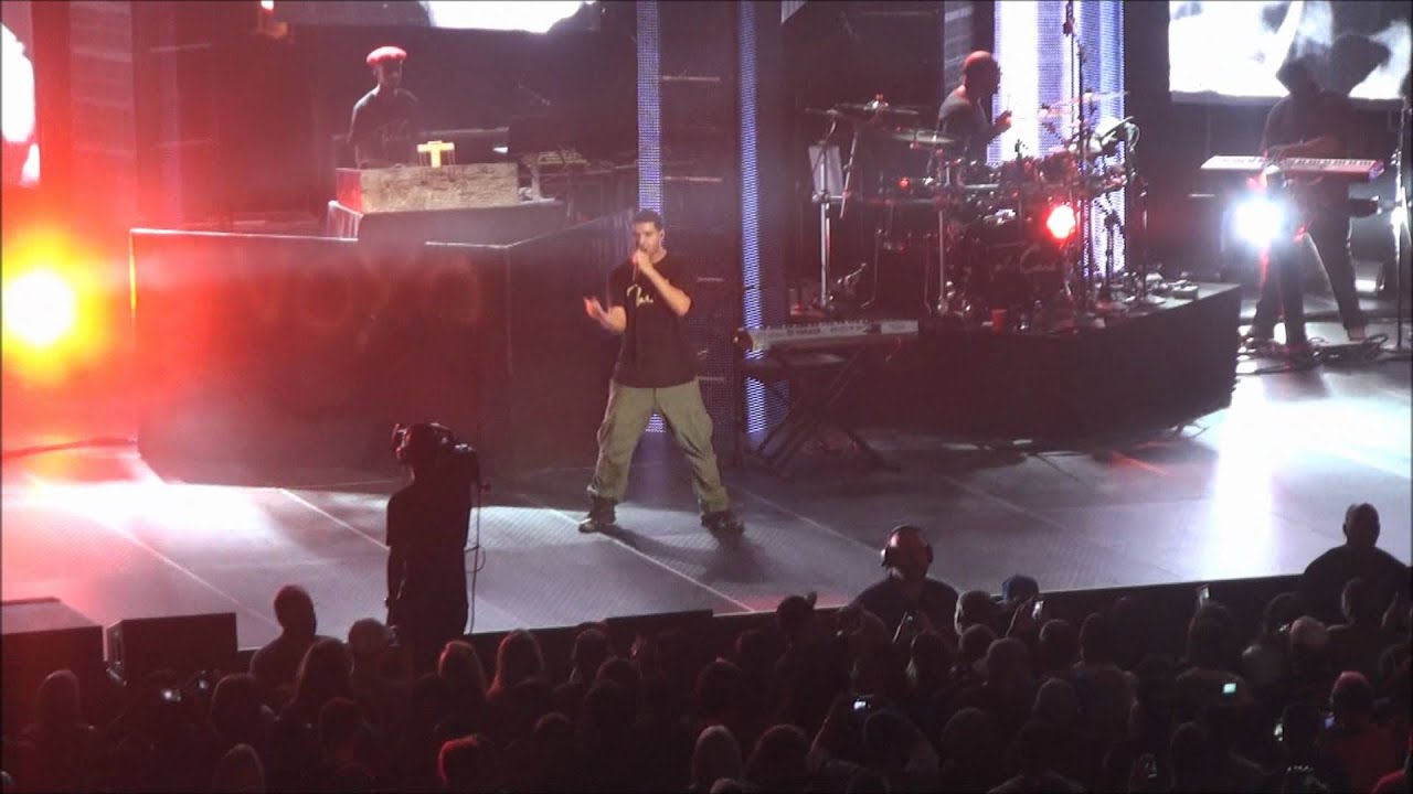 Drake - Fancy (Live) (HD) University of Illinois Urbana, Champaign