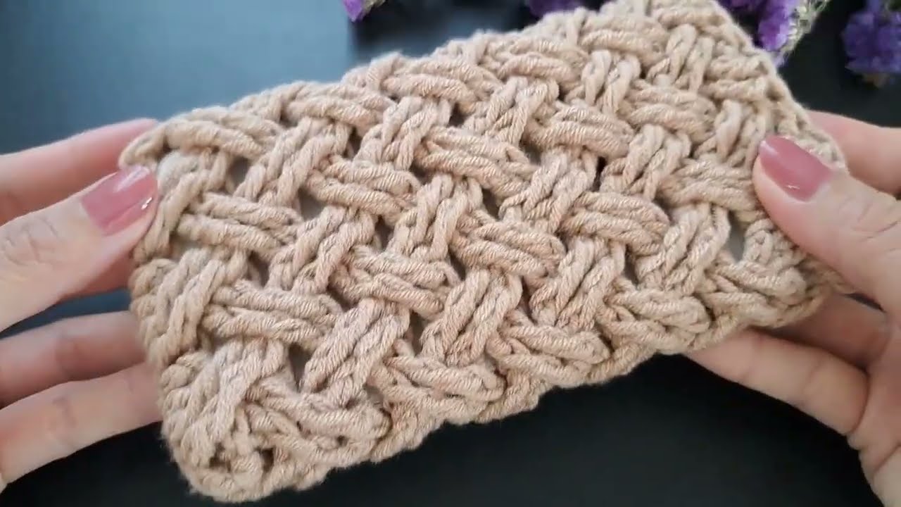 DIY Crochet Phone Bag Tutorial | Celtic Weave Stitch