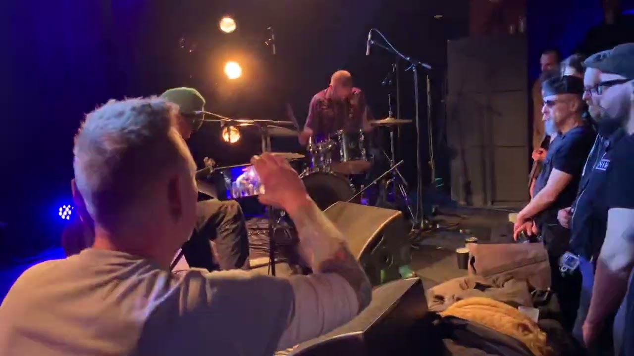 Left Lane Cruiser - HILLGRASS BLUEBILLY - Live @La Maroquinerie Paris on 20/02/22