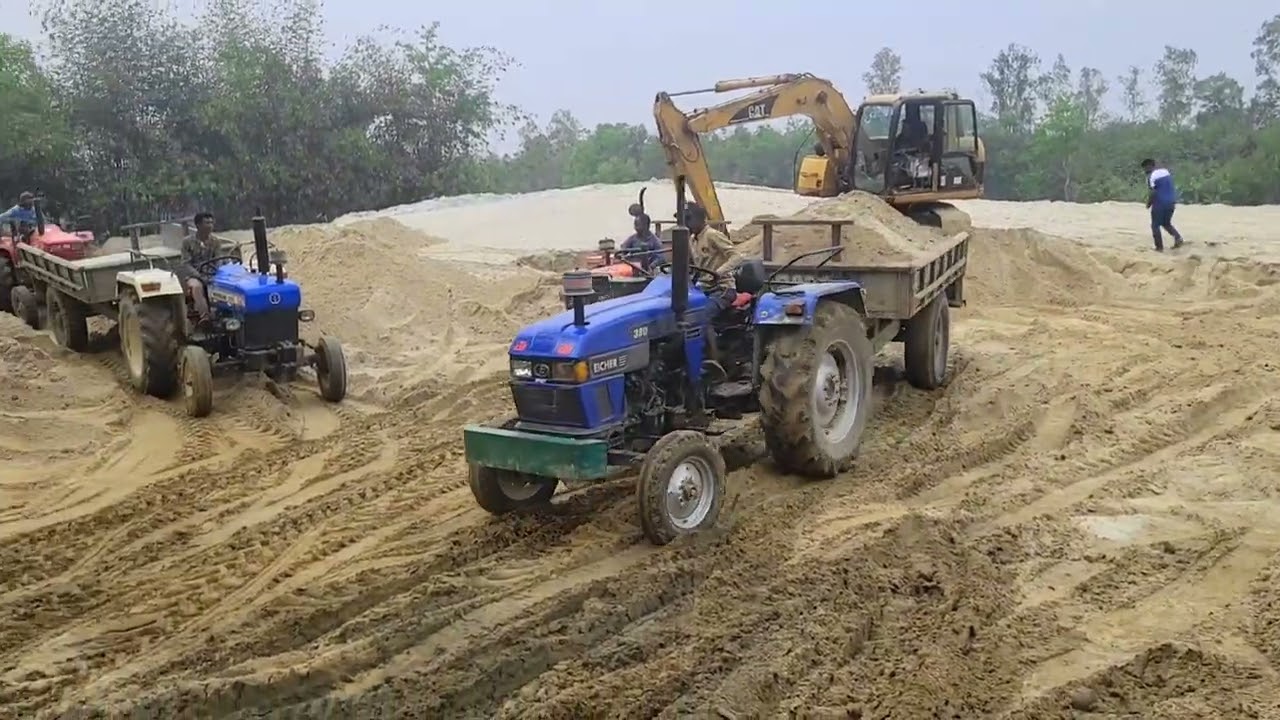 My All New Tractor Mahindra , Eicher And Others Tractor Fully Loaded Troly And Struggle In The Mud