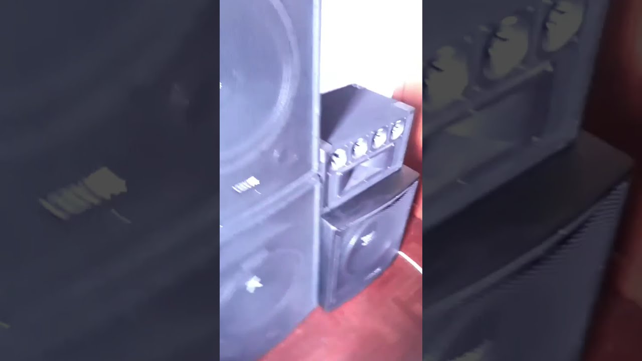7600w 15 inch speakers 8800w amplifiers w in eq and crossover 28 vol of 100 its loud sound system