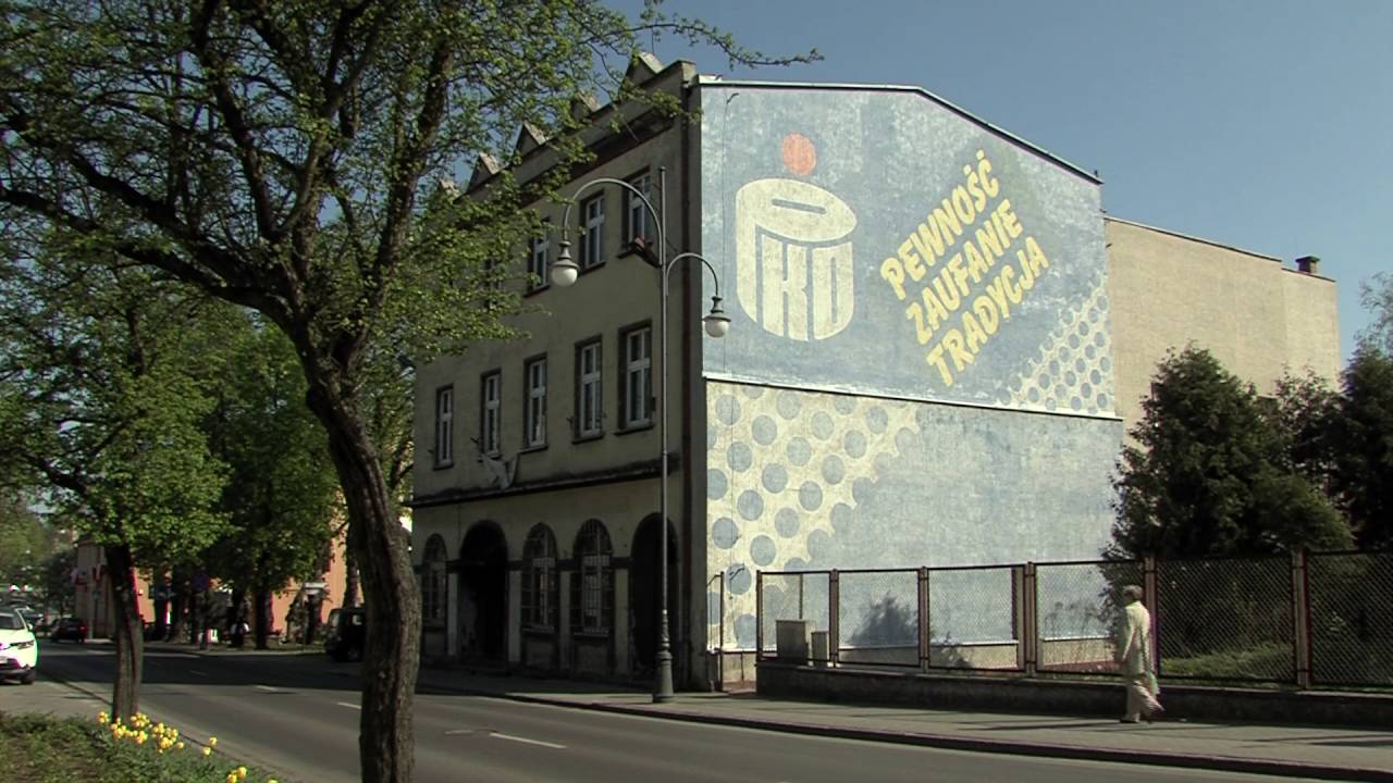 Trzcianka: Sypie się zabytek w centru miasta