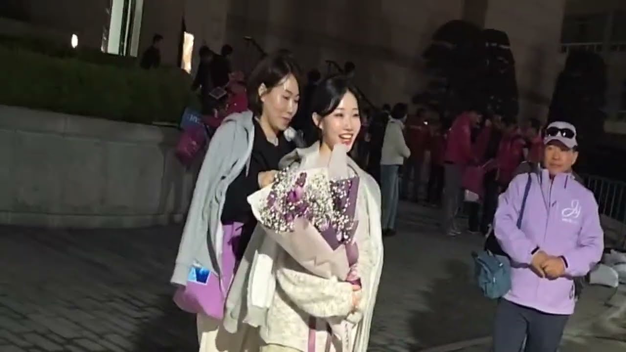 첫는보이스#정서주🌸연세대학교 #백주년기념관 비바브라보콘서트 퇴근길 