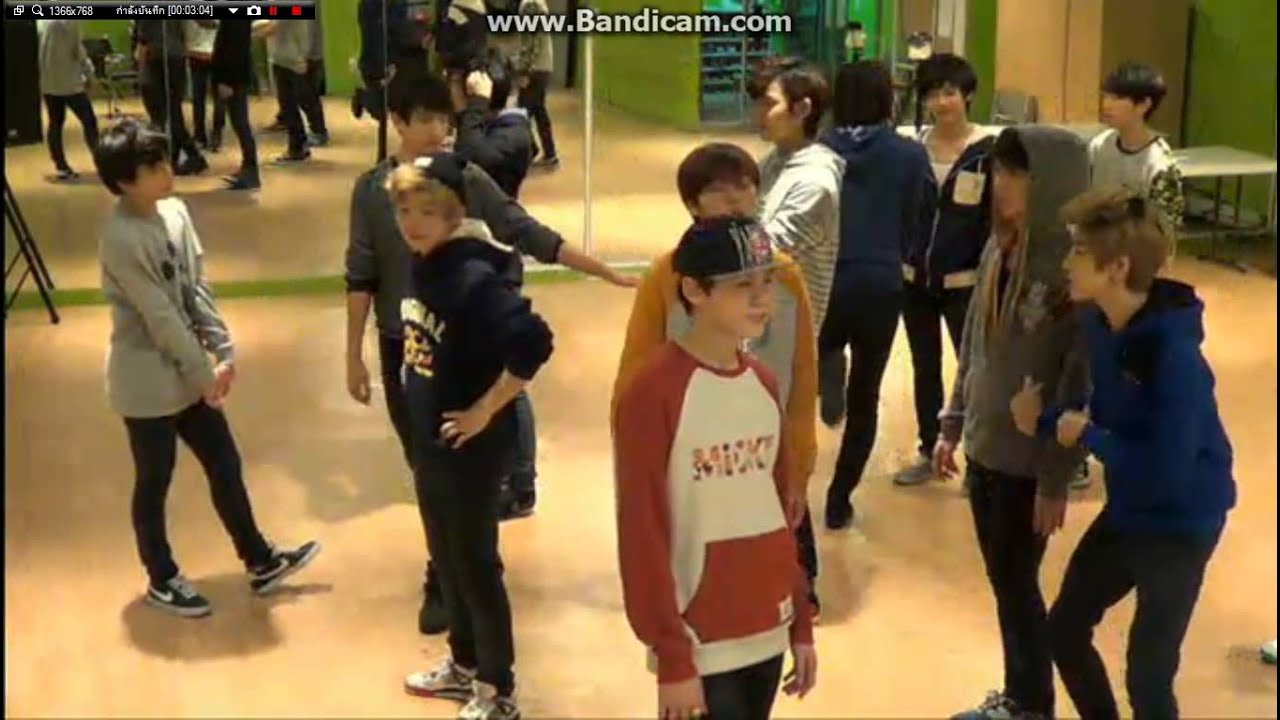 [131108 SEVENTEEN TV SEASON 4] Seventeen Dance  practice.