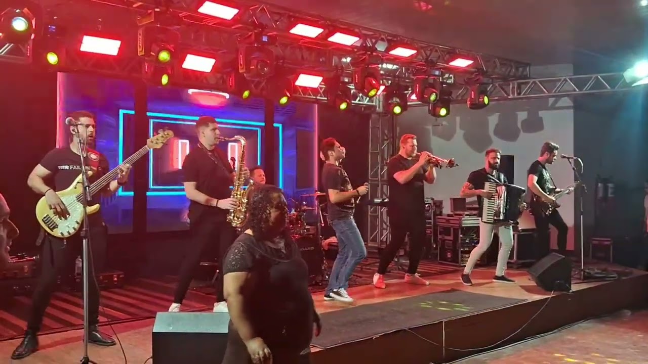 Bail&atilde;o da Banda Porto do Som no Clube Ervalhense em Erval Velho-SC