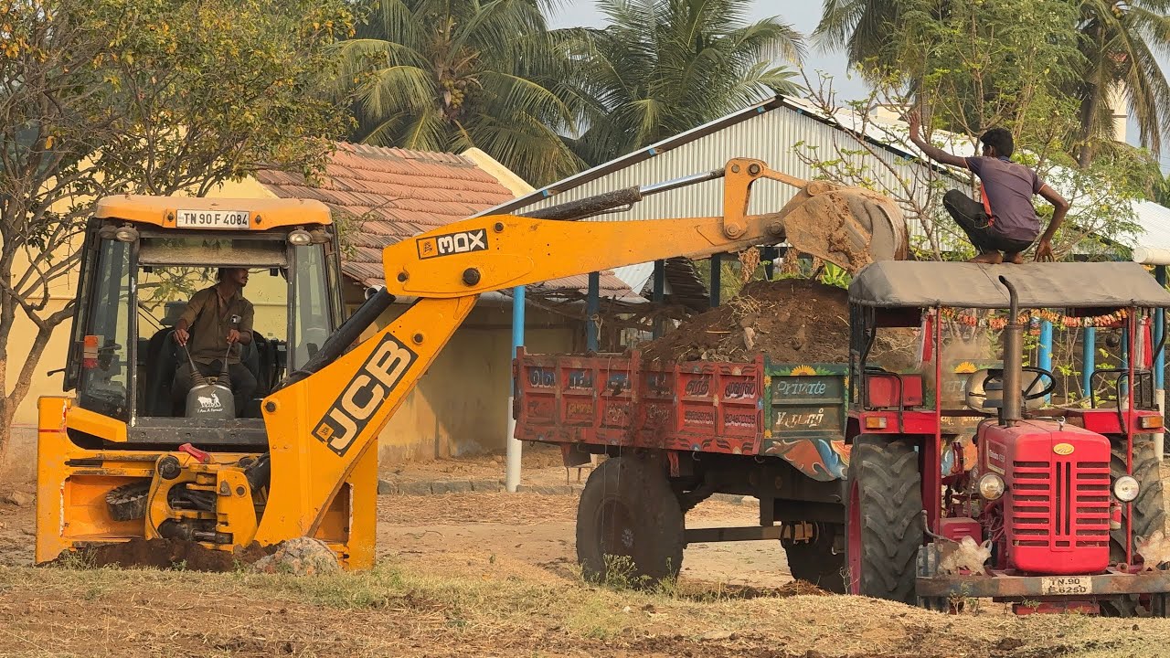 JCB 3DX Loading Soil and dung in tractor trolley | mahindra tractor in our village 