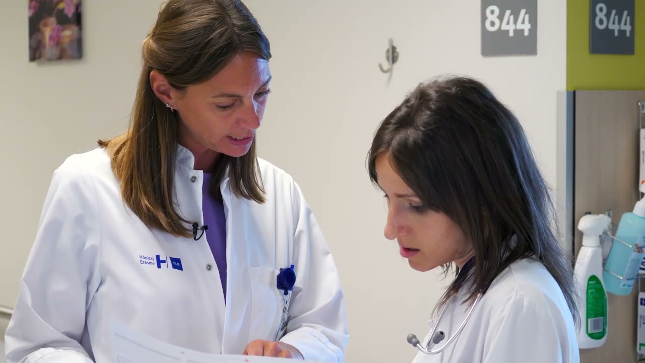 Découvrir le métier de pharmacien hospitalier : la pharmacie clinique