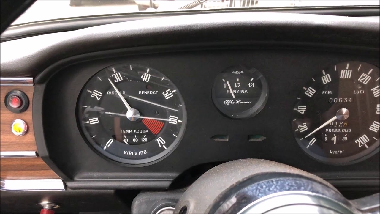 Alfa Romeo Giulia 1300 Super