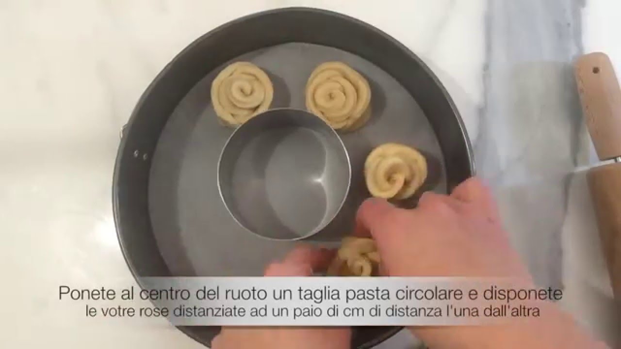 corona di rose di brioche